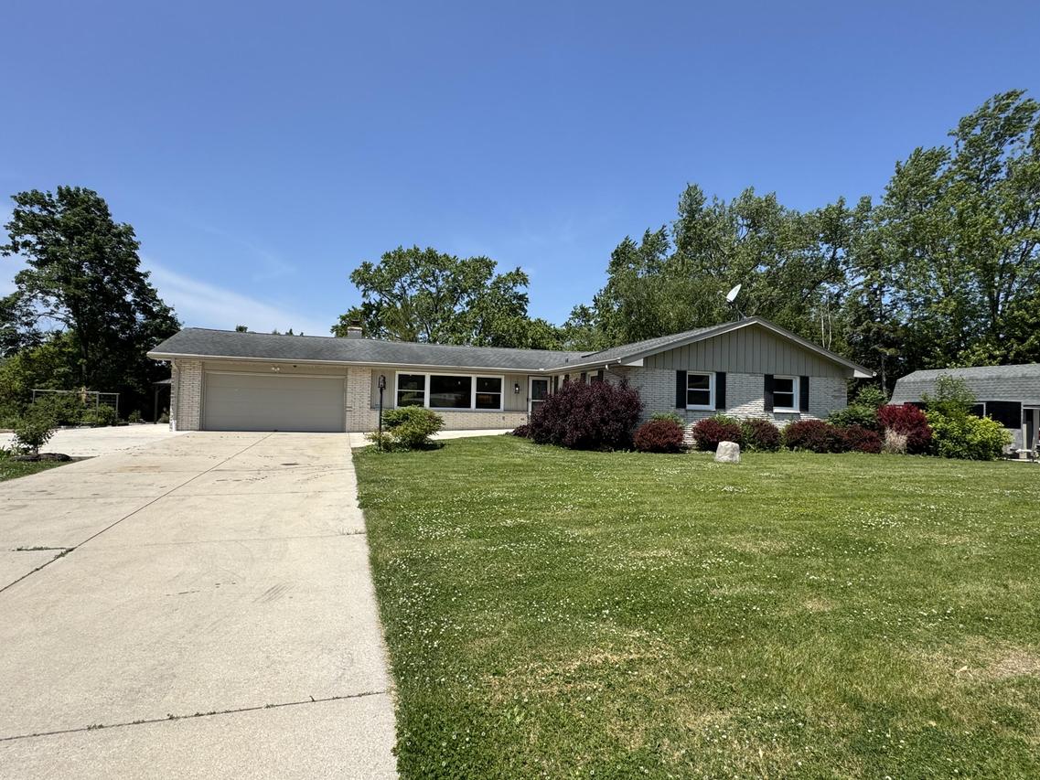 4700 W Hunting Park, Franklin, WI 53132