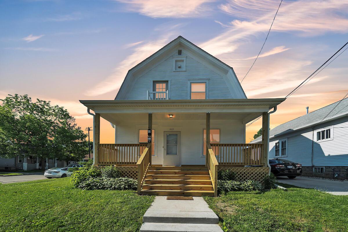 1103 Yout St, Racine, WI 53402