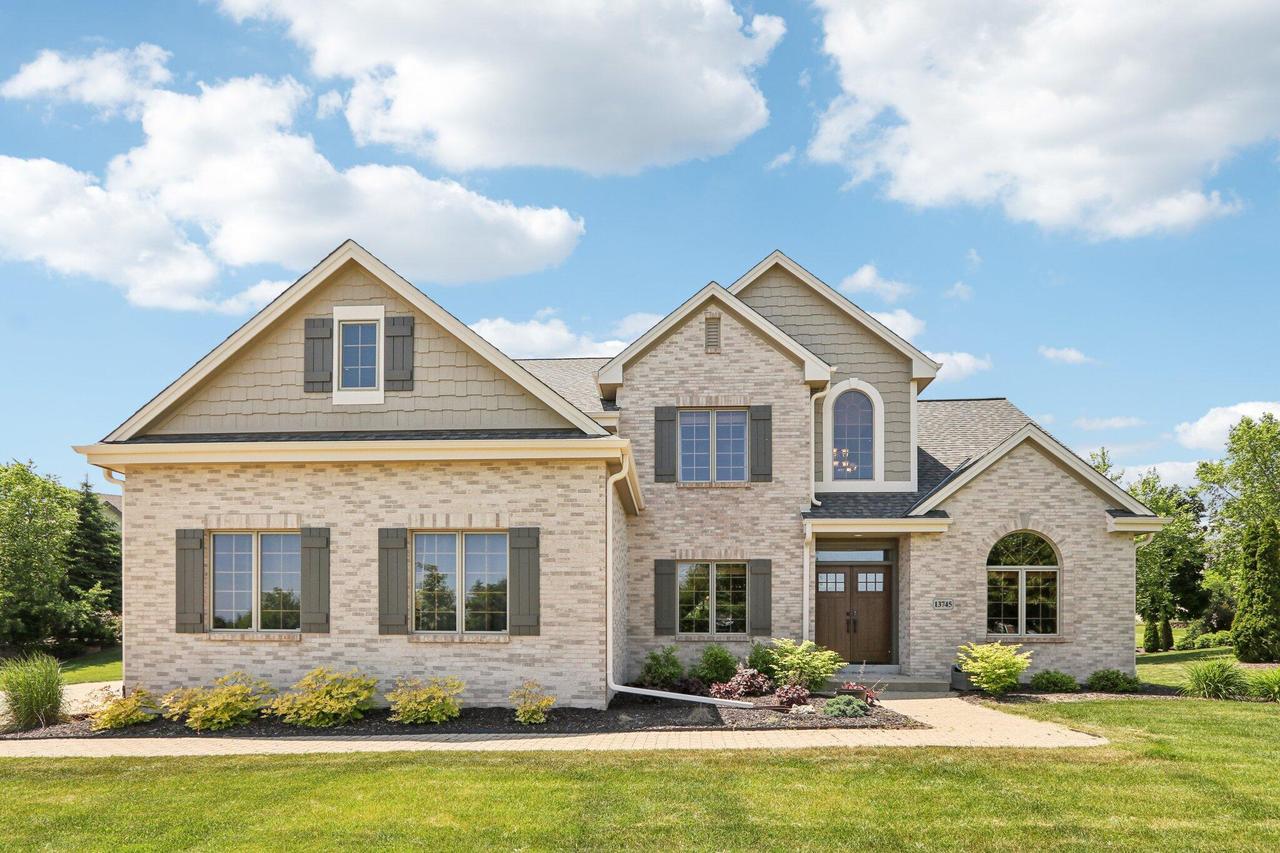 13745 W Park Central Blvd, New Berlin, WI 53151