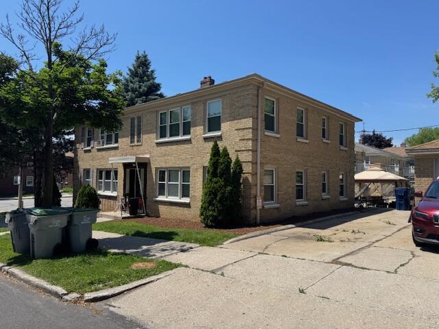 2703 N 69th St, Milwaukee, WI 53210