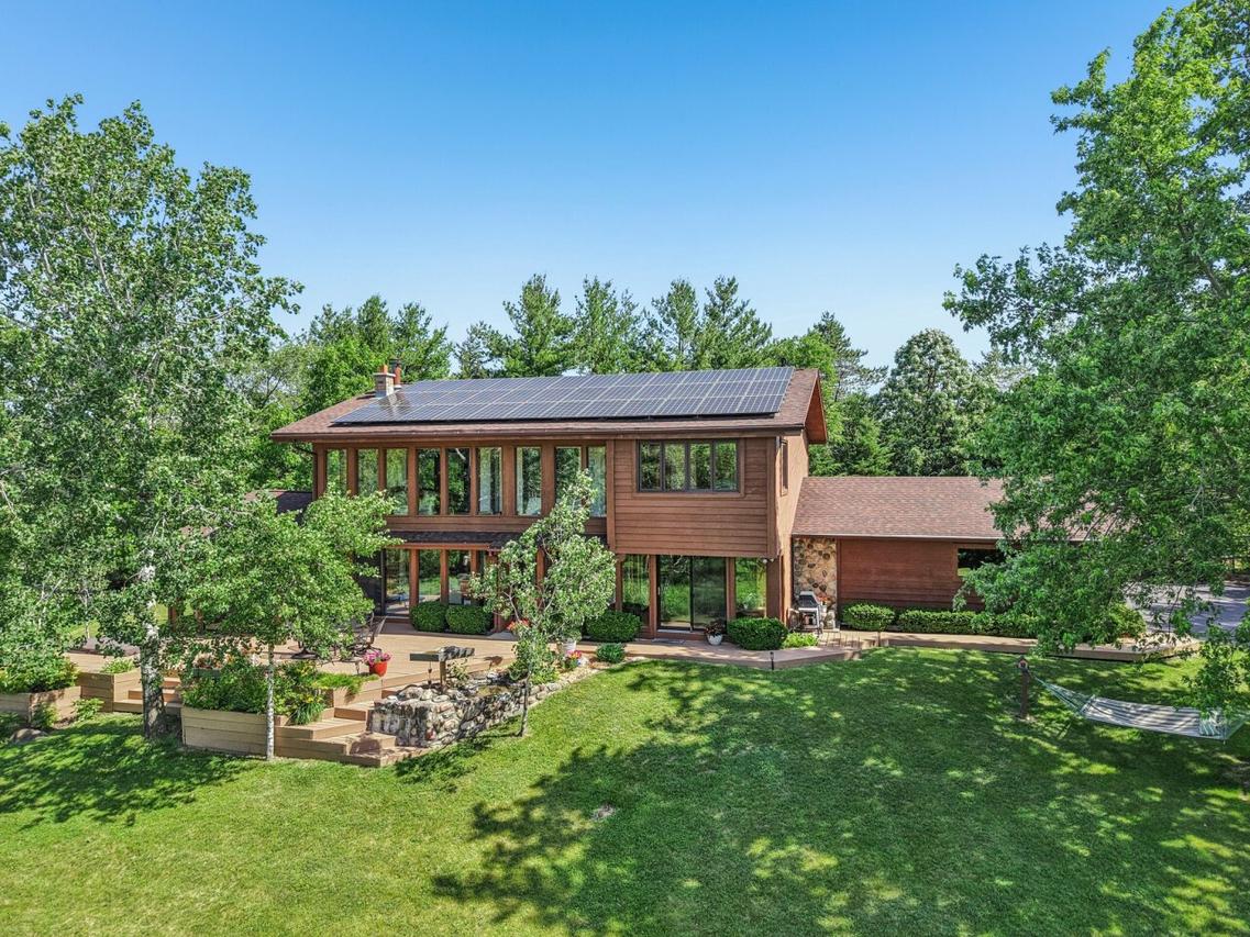 W318S4121 Highview Rd, Genesee, WI 53189