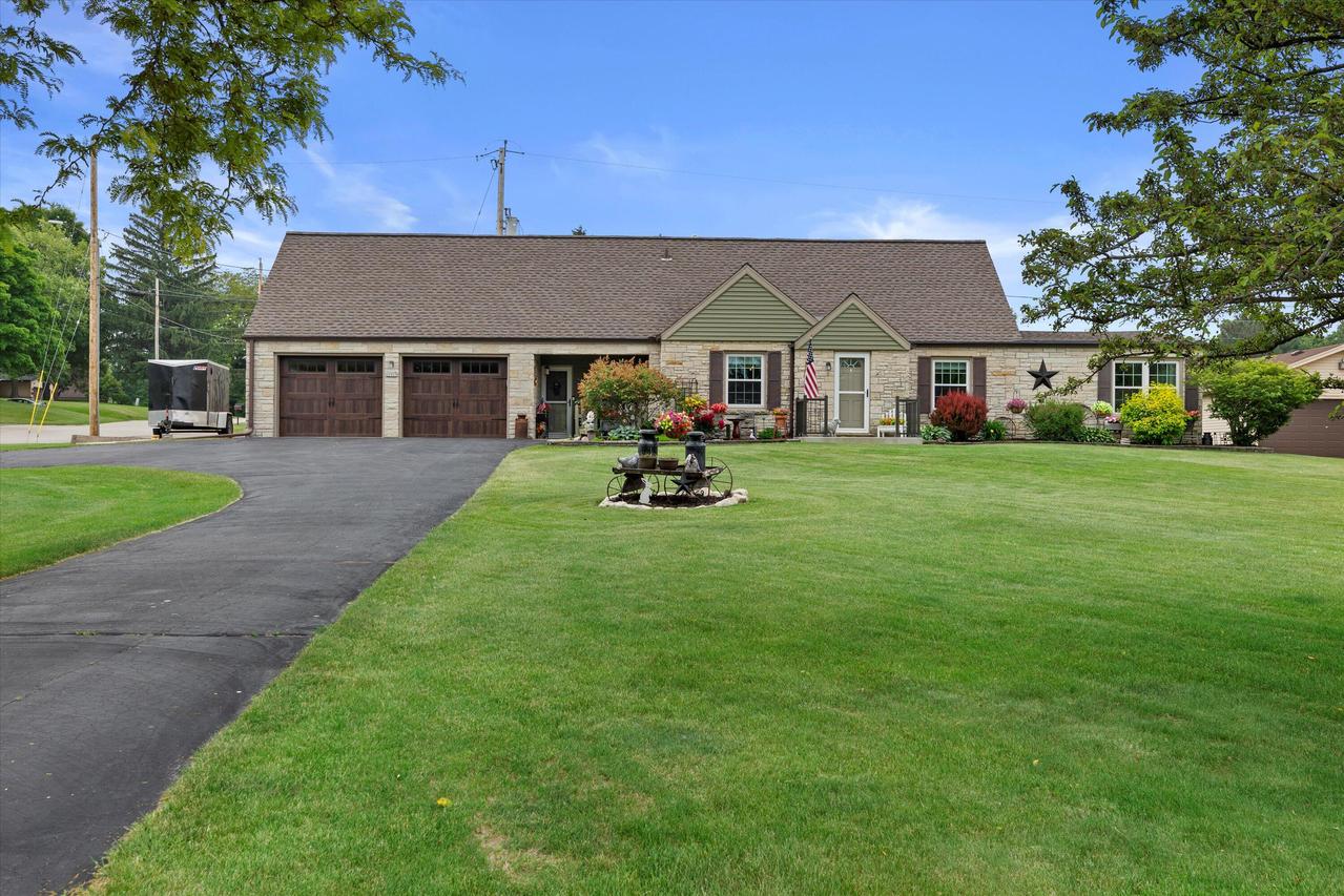 20903 W Main St, Lannon, WI 53046