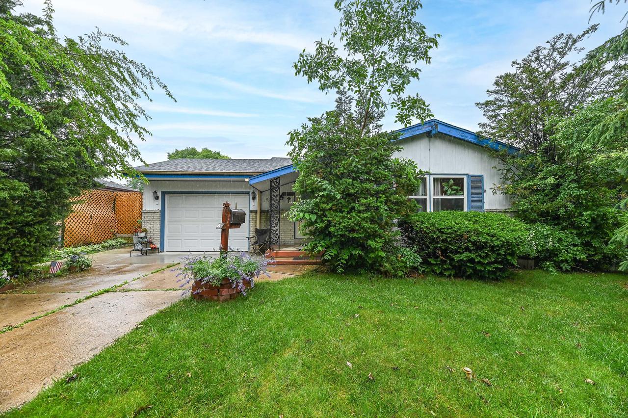 1912 W Kimberly Ave, Milwaukee, WI 53221