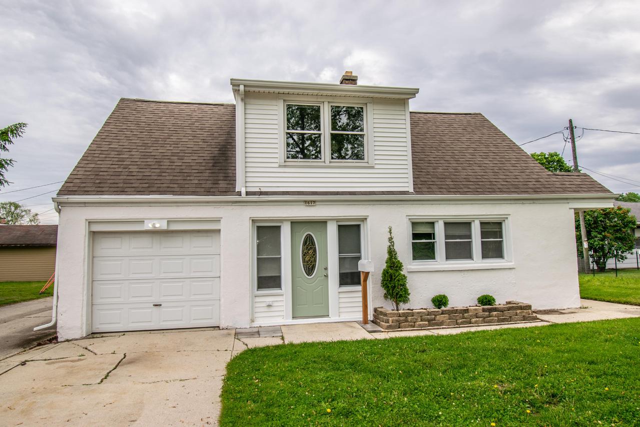 1617 Sauk Tr., Sheboygan, WI 53081