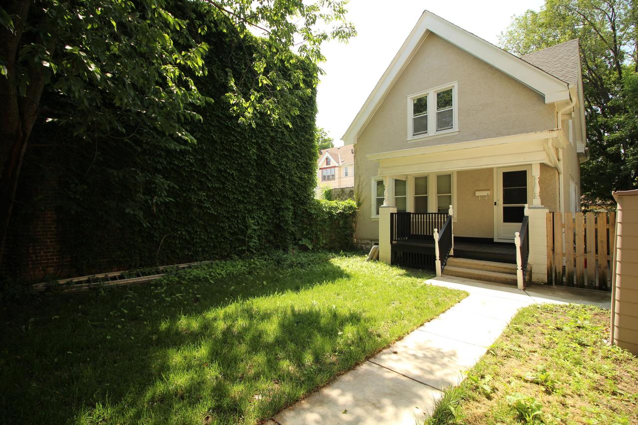 3315 W National Ave, Milwaukee, WI 53215