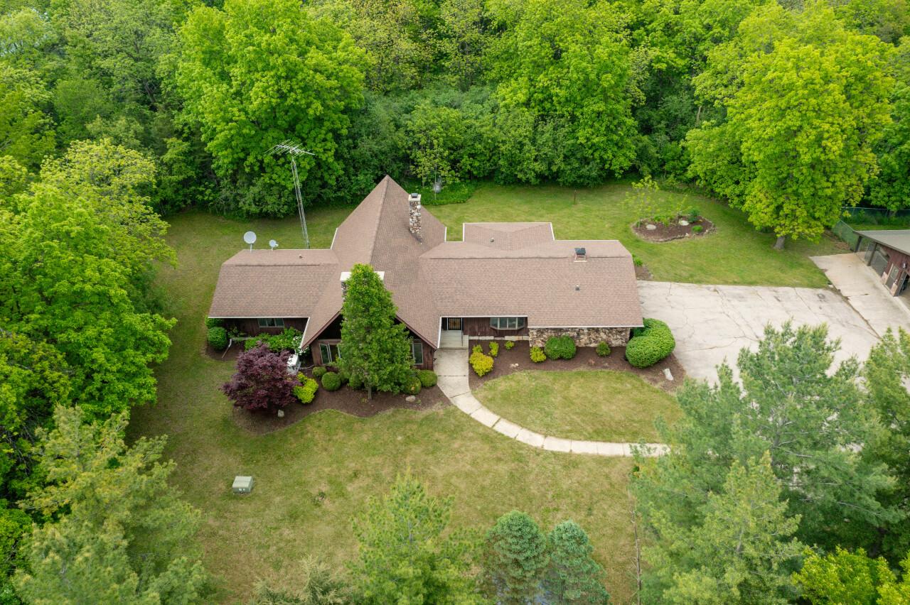 30606 Burlington Rd, Brighton, WI 53105