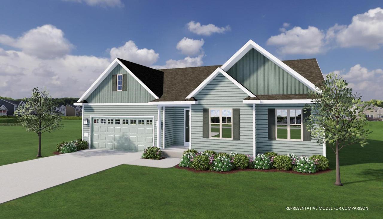 1355 Arrowood Cir, Oconomowoc, WI 53066
