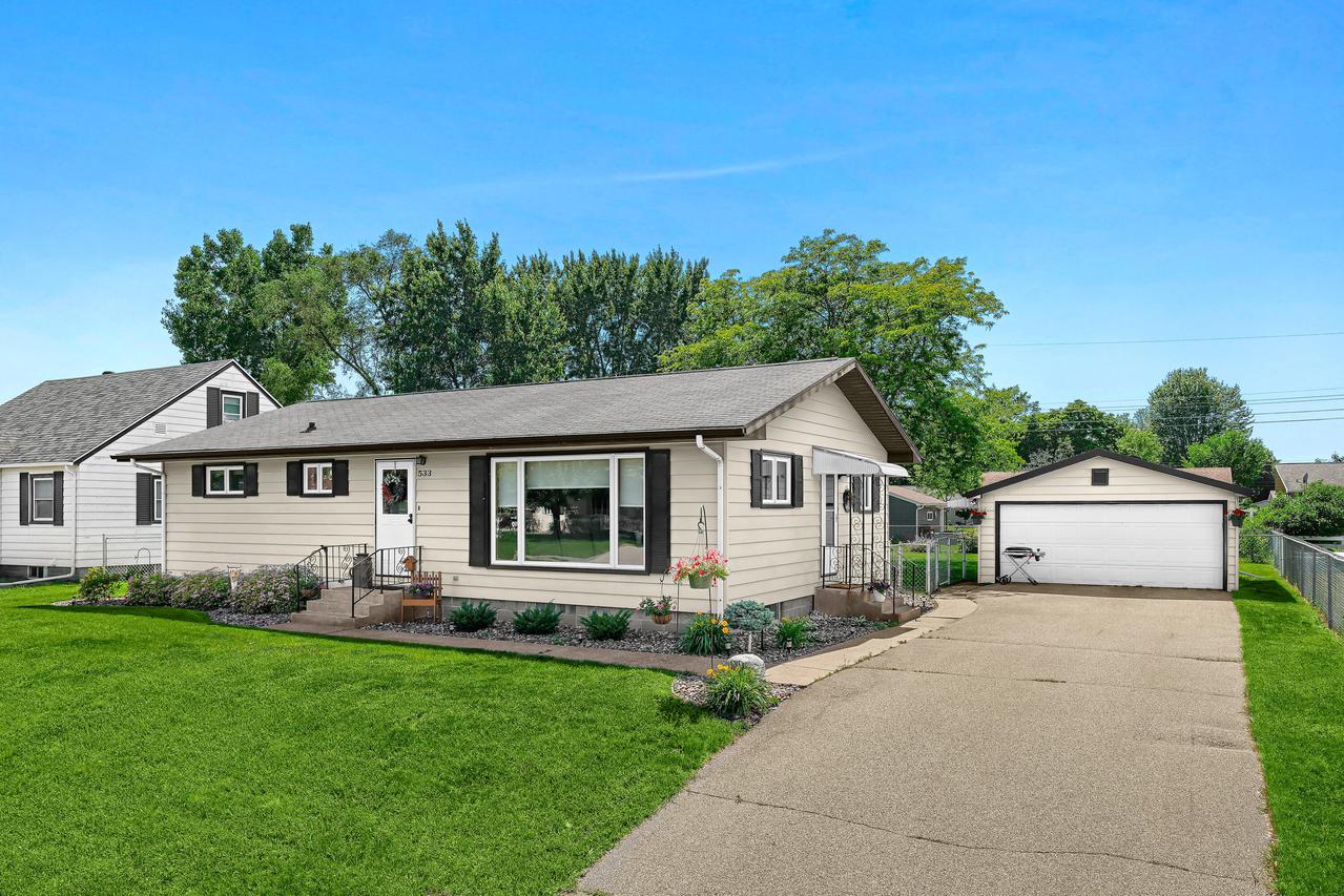 533 Sand Lake, Onalaska, WI 54650