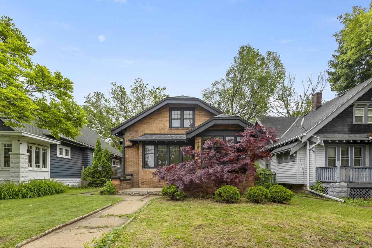 2651 N 46th St, Milwaukee, WI 53210