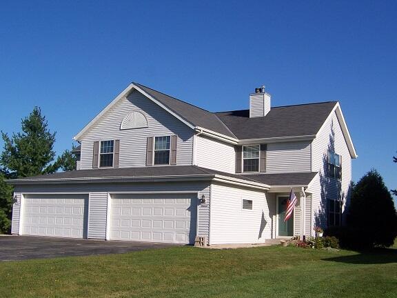 W2538 Roosevelt Rd, Ashippun, WI 53036