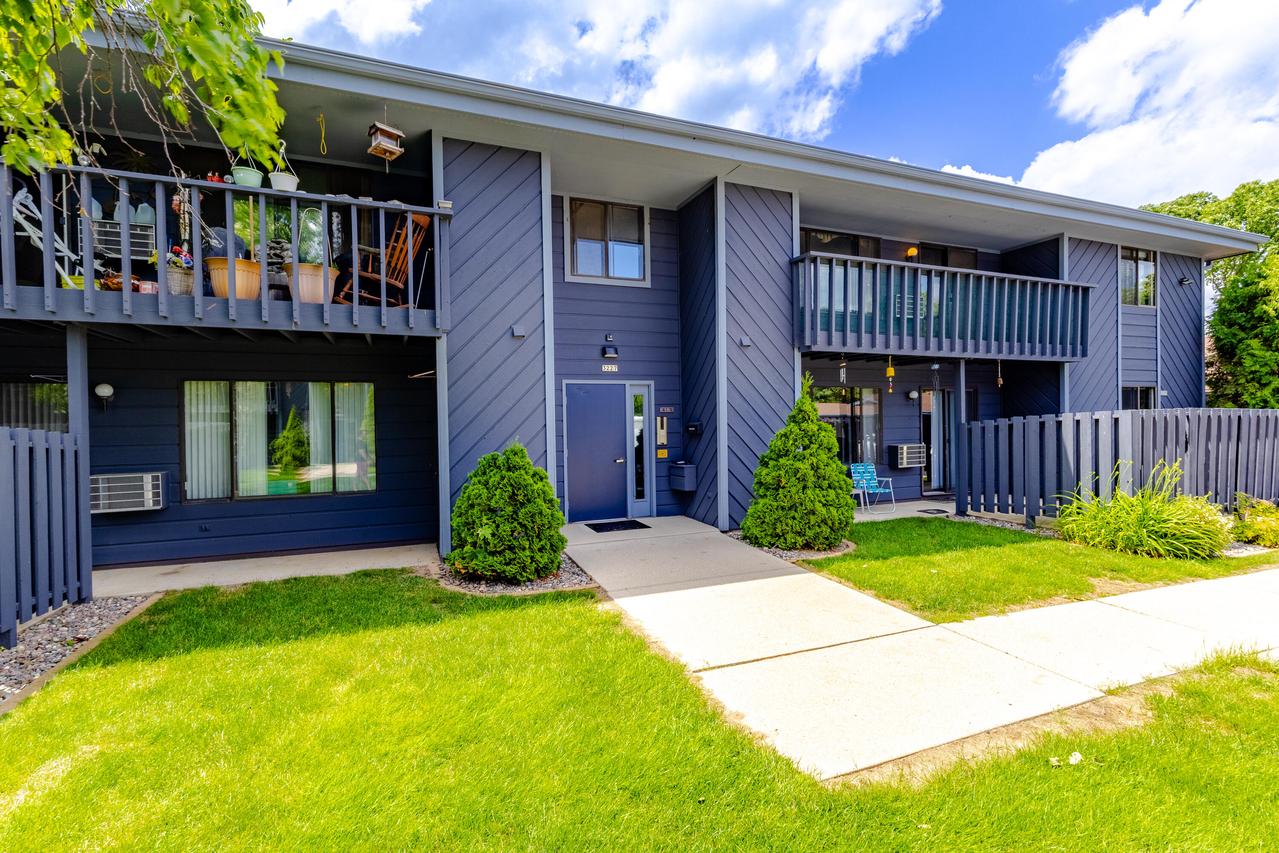3227 W Meadows Ct #A, Sheboygan, WI 53081