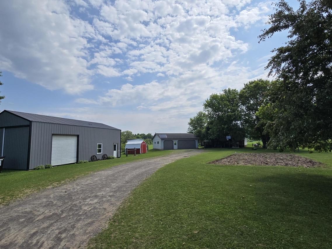 N35182 Weverstad Rd, Pigeon, WI 54616