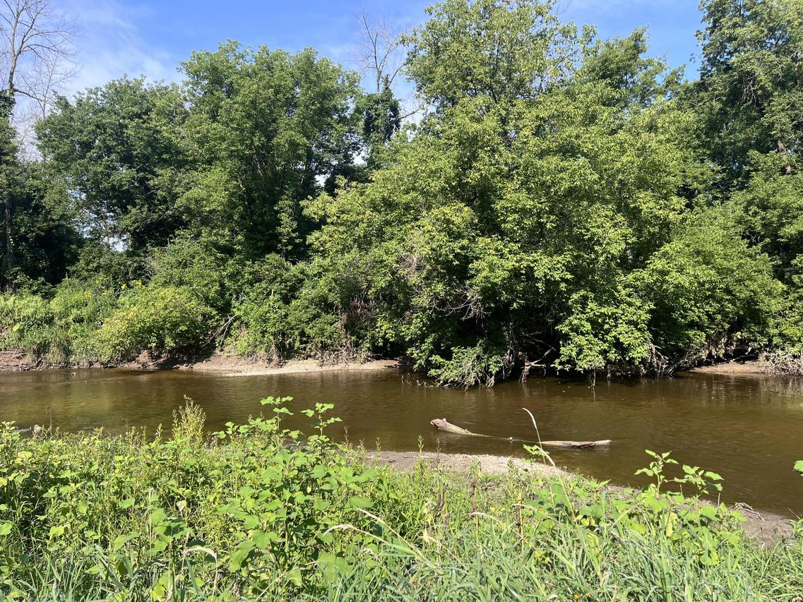 1202 N Rapids Rd, Manitowoc, WI 54220