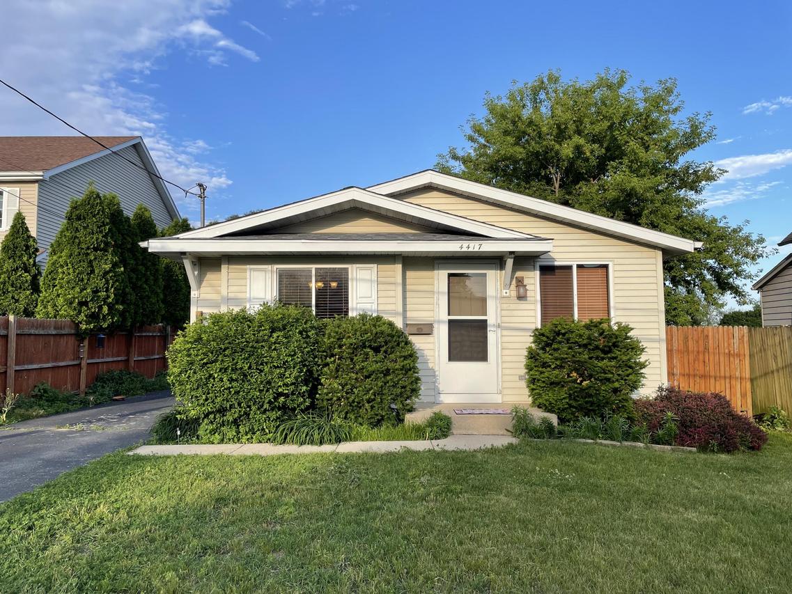 4417 5th Ave, Kenosha, WI 53140