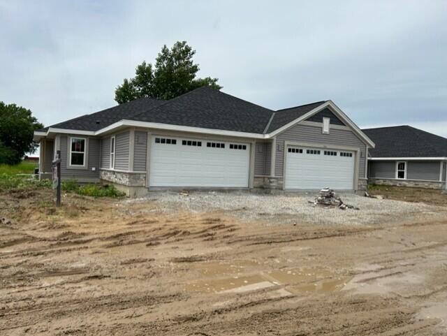 544 Hunter Oaks Blvd #0601, Watertown, WI 53094