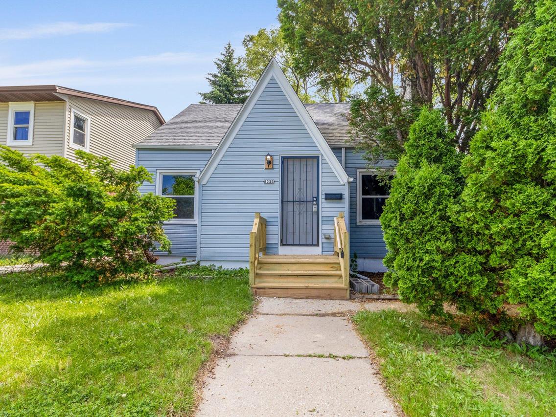 6034 N 64th St, Milwaukee, WI 53218