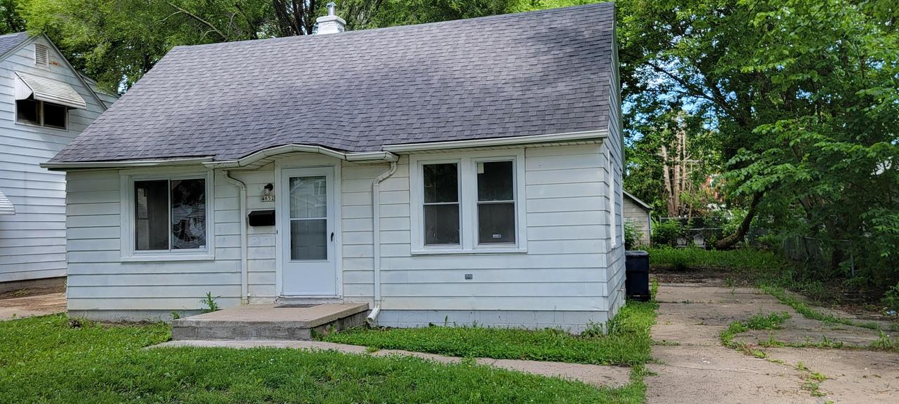 4652 N 49th St, Milwaukee, WI 53218