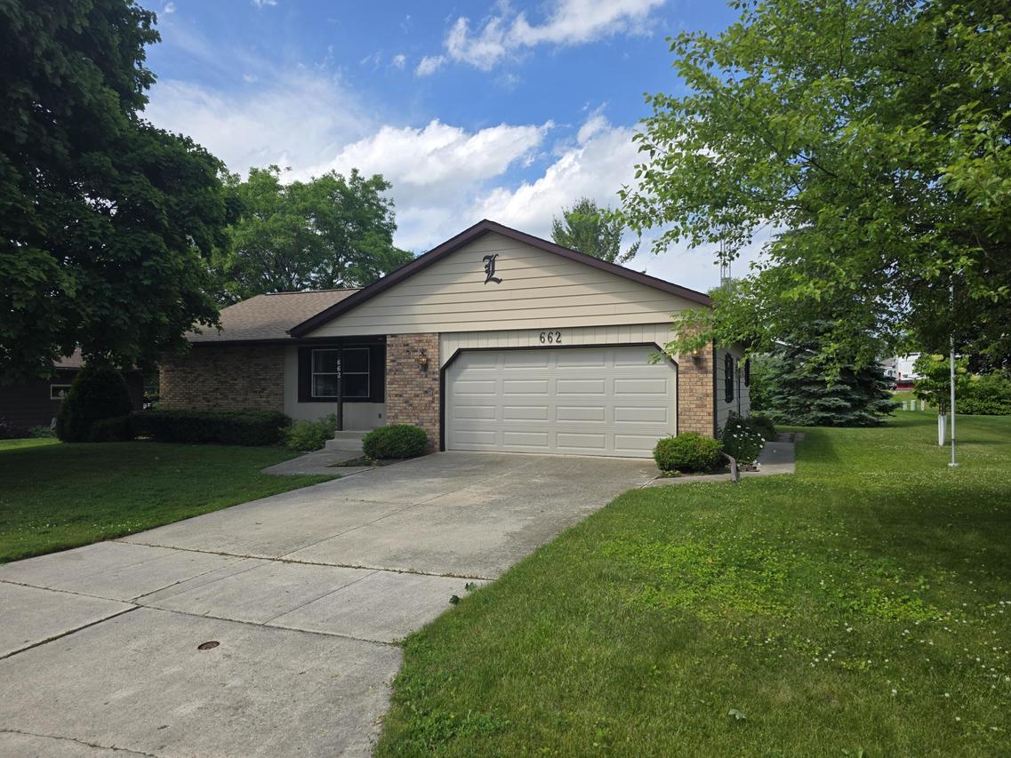 662 Western Ave, Sheboygan Falls, WI 53085