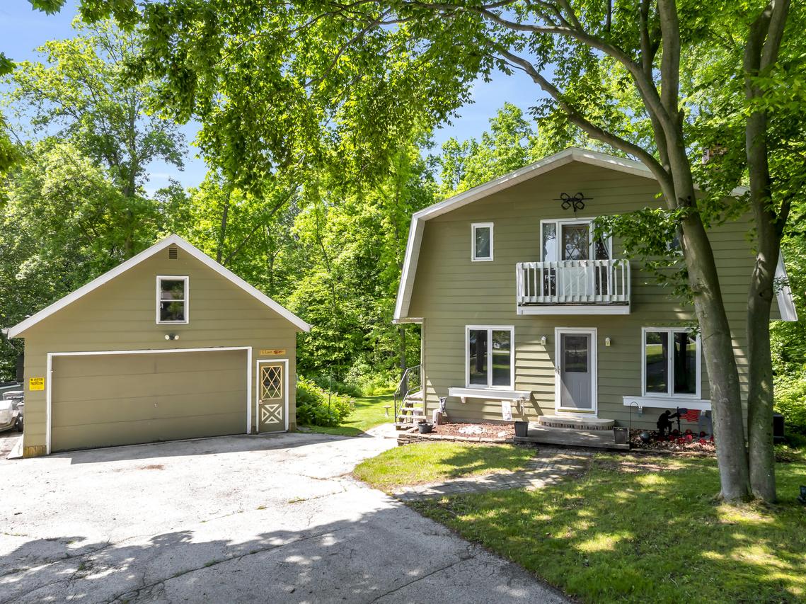 W6331 W Westwind Rd, Plymouth, WI 53073
