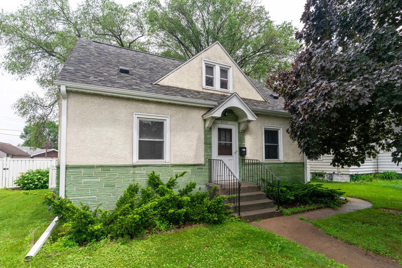 2837 South Ave, La Crosse, WI 54601