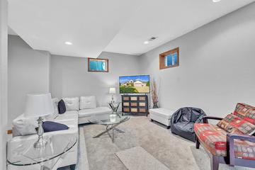 8668 47th Ave, Pleasant Prairie, WI 53142