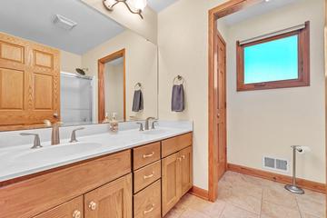 8668 47th Ave, Pleasant Prairie, WI 53142