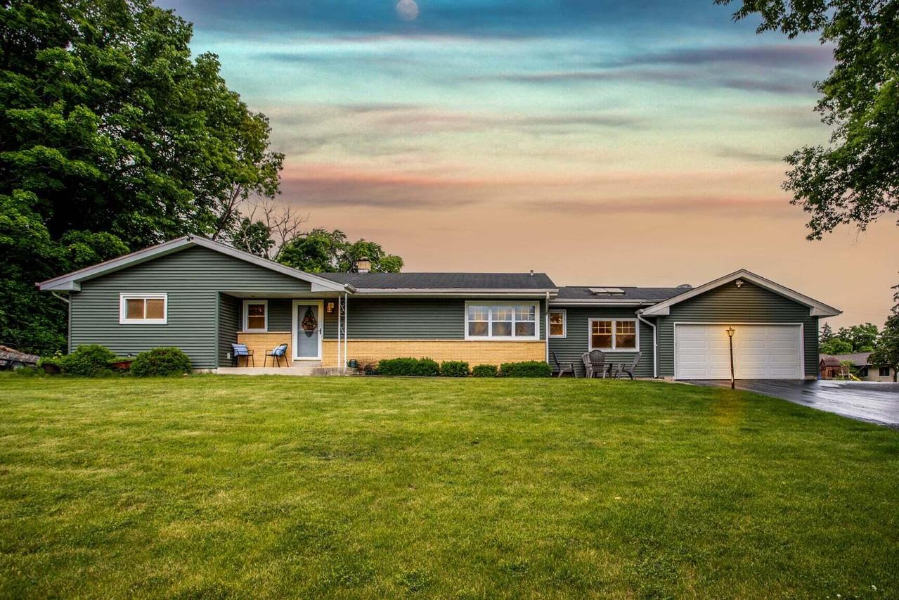 13540 W Dakota St, New Berlin, WI 53151