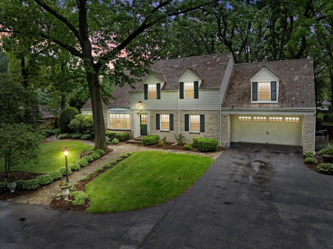 2806 Green Haze Ave, Mount Pleasant, WI 53406