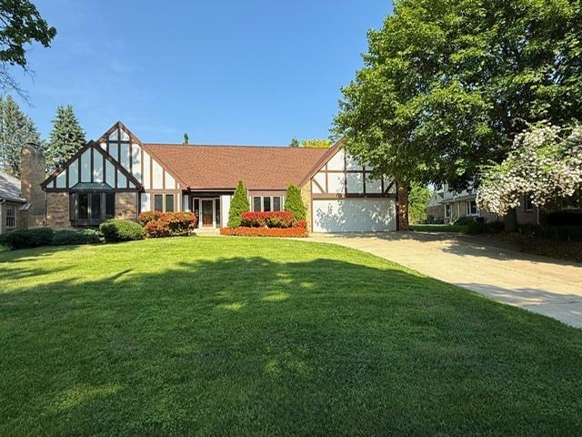 3120 N Argonne Dr, Milwaukee, WI 53222