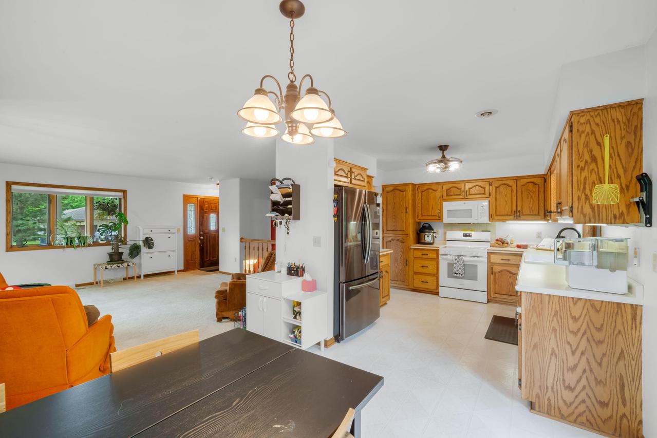 W7120 School Dr, Scott, WI 53001