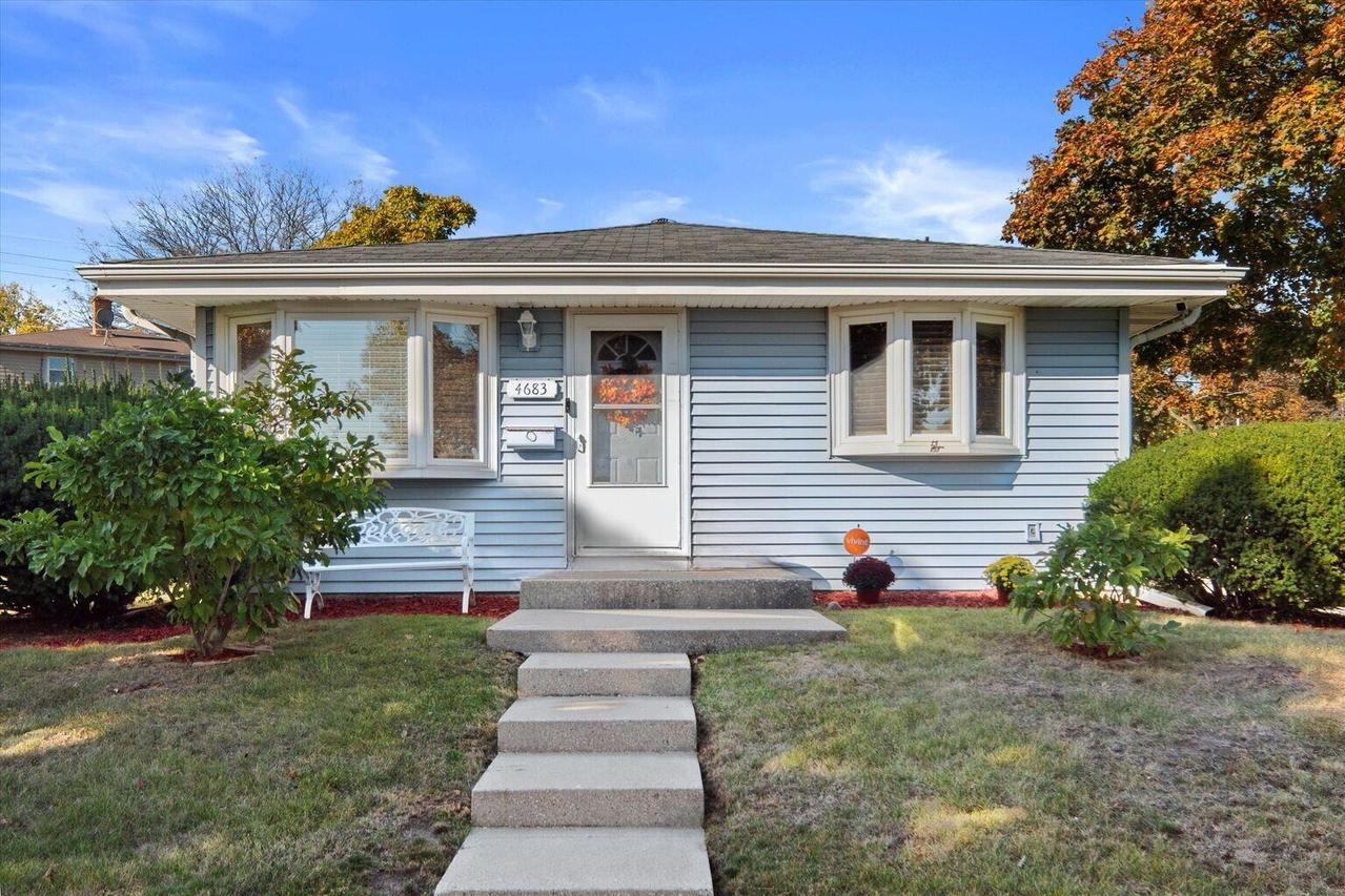 4683 N 80th St, Milwaukee, WI 53218