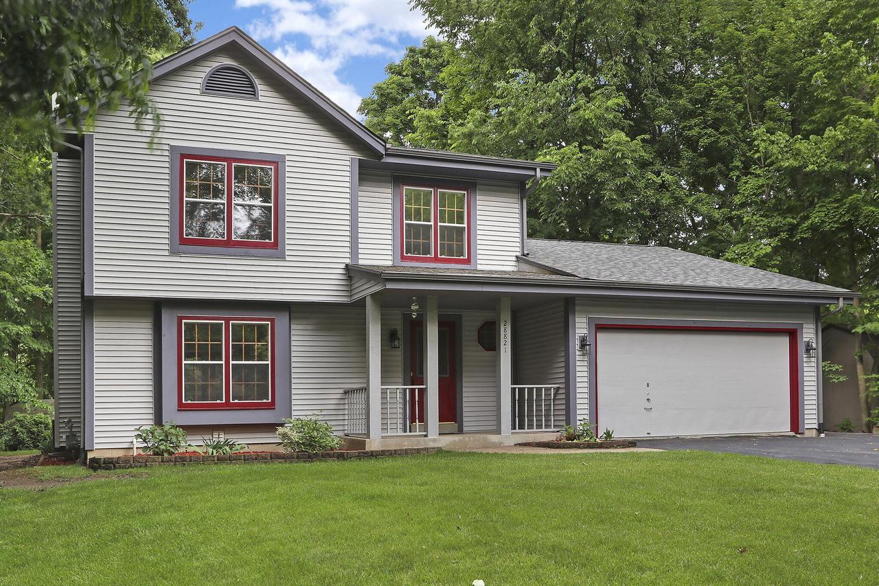 28821 Raab Dr, Waterford, WI 53185