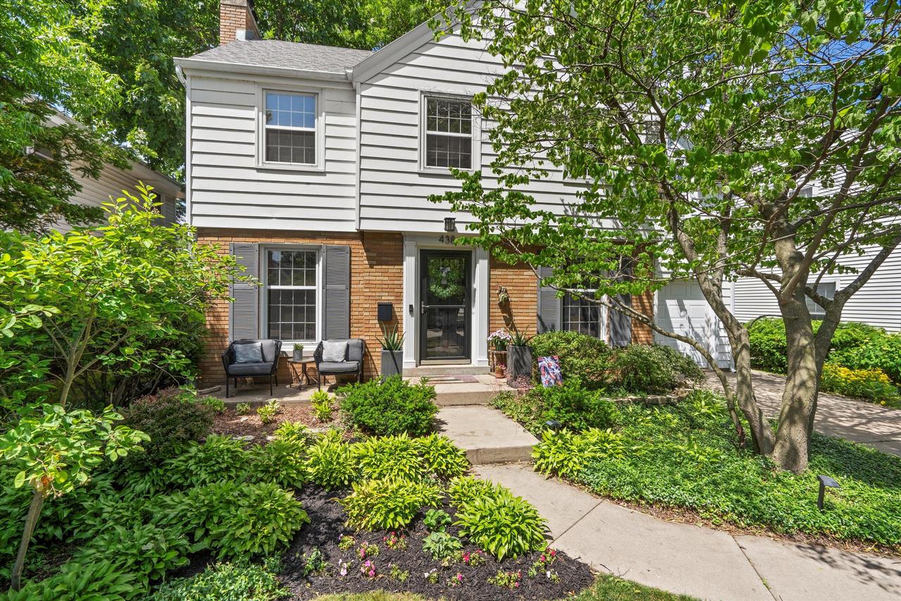 438 Shoreland Dr, Racine, WI 53402