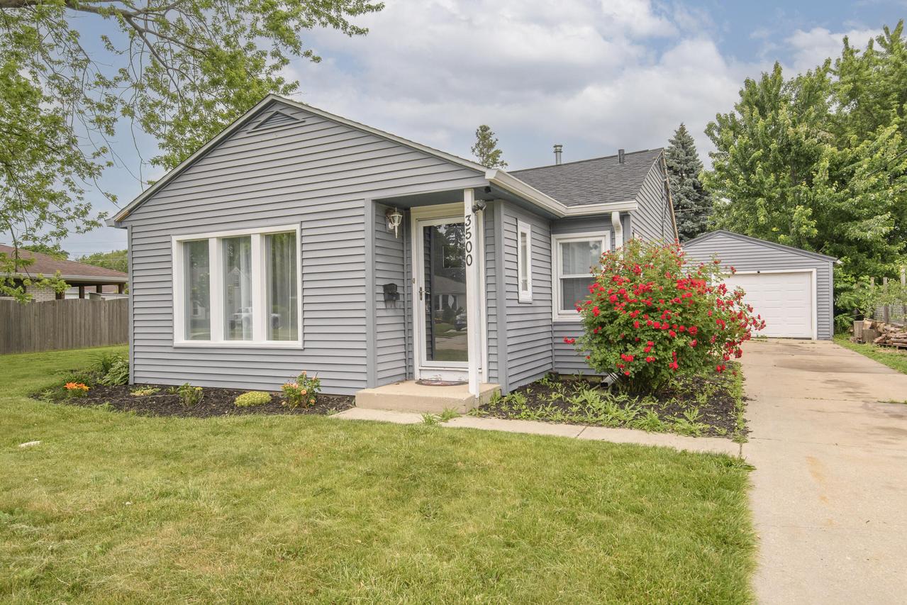 3500 Poe Ave, Racine, WI 53405