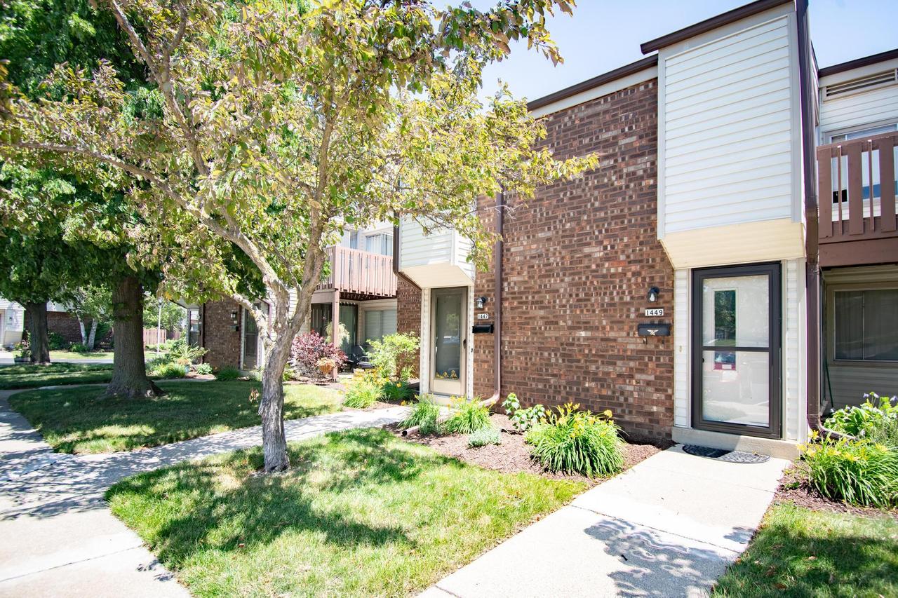 1447 30th Ave, Kenosha, WI 53144