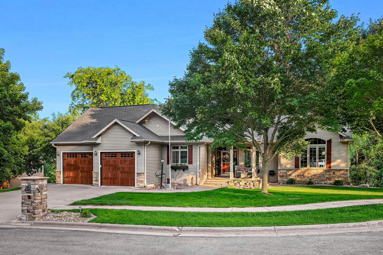 1848 Wood Run, Onalaska, WI 54650
