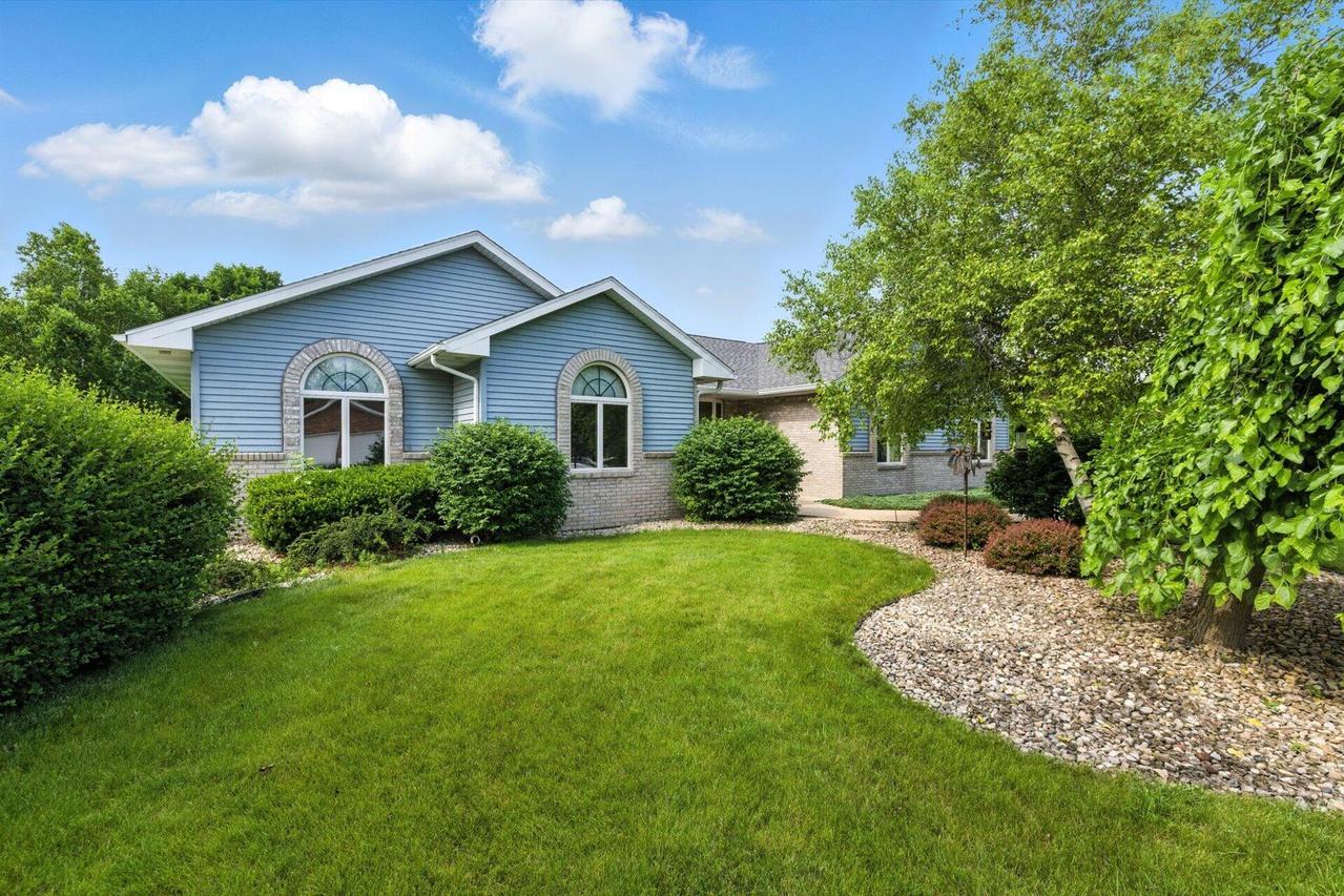 461 E Clancy St, Jefferson, WI 53549