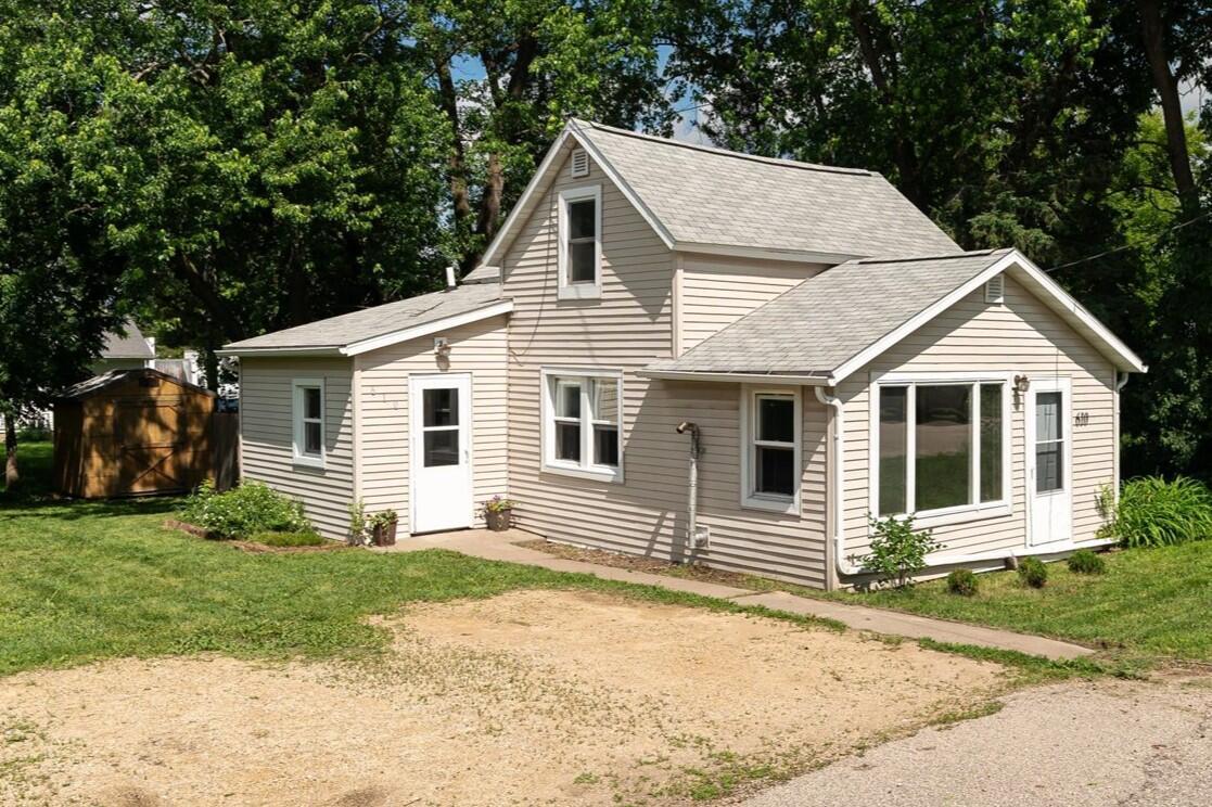 610 N Center Ave, Viroqua, WI 54665