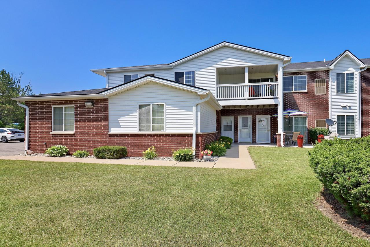 2825 11th Pl #707, Somers, WI 53140