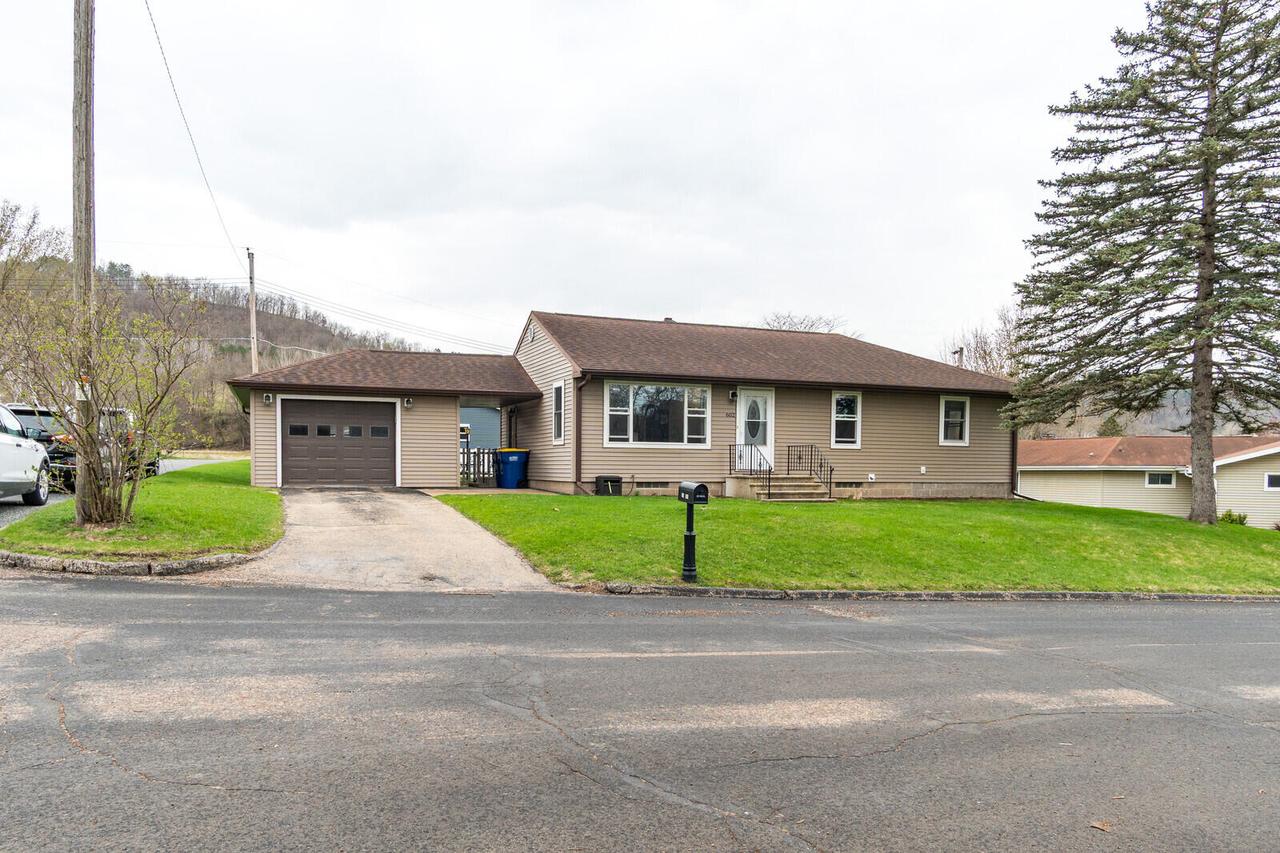 602 Lien St, Coon Valley, WI 54623