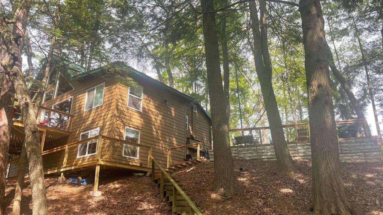 311 Alcan Dr, Lake Delton, WI 53913