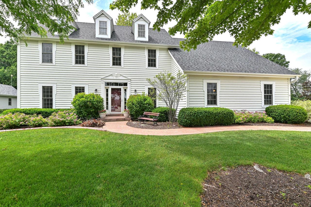 W151N10763 Preserve Pkwy, Germantown, WI 53022