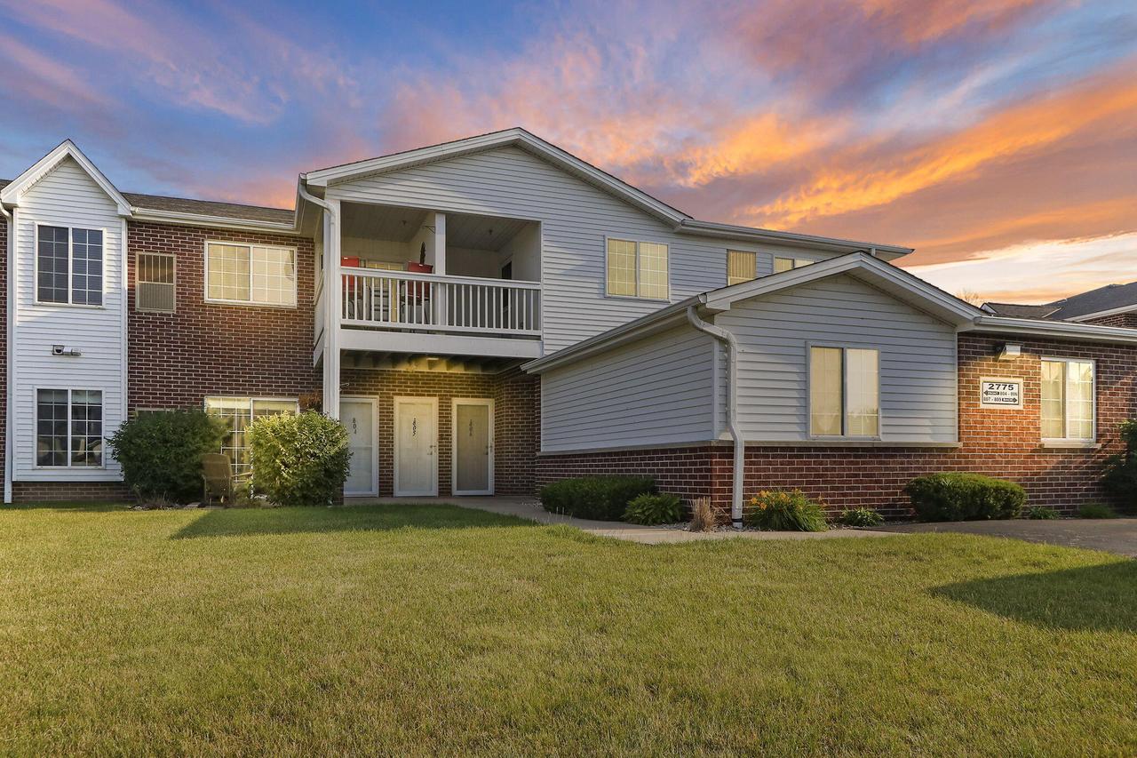 2775 11th Pl #805, Somers, WI 53140