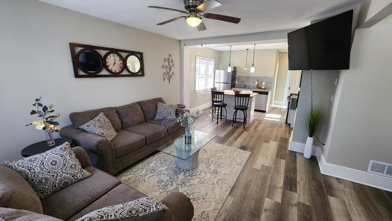 3644 E Carpenter Ave, Cudahy, WI 53110