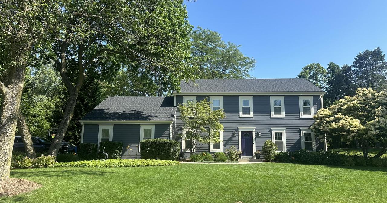 1634 W Thrush Ln., Mequon, WI 53092