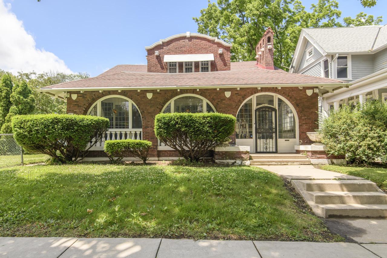 2417 N 2nd St #2415, Milwaukee, WI 53212