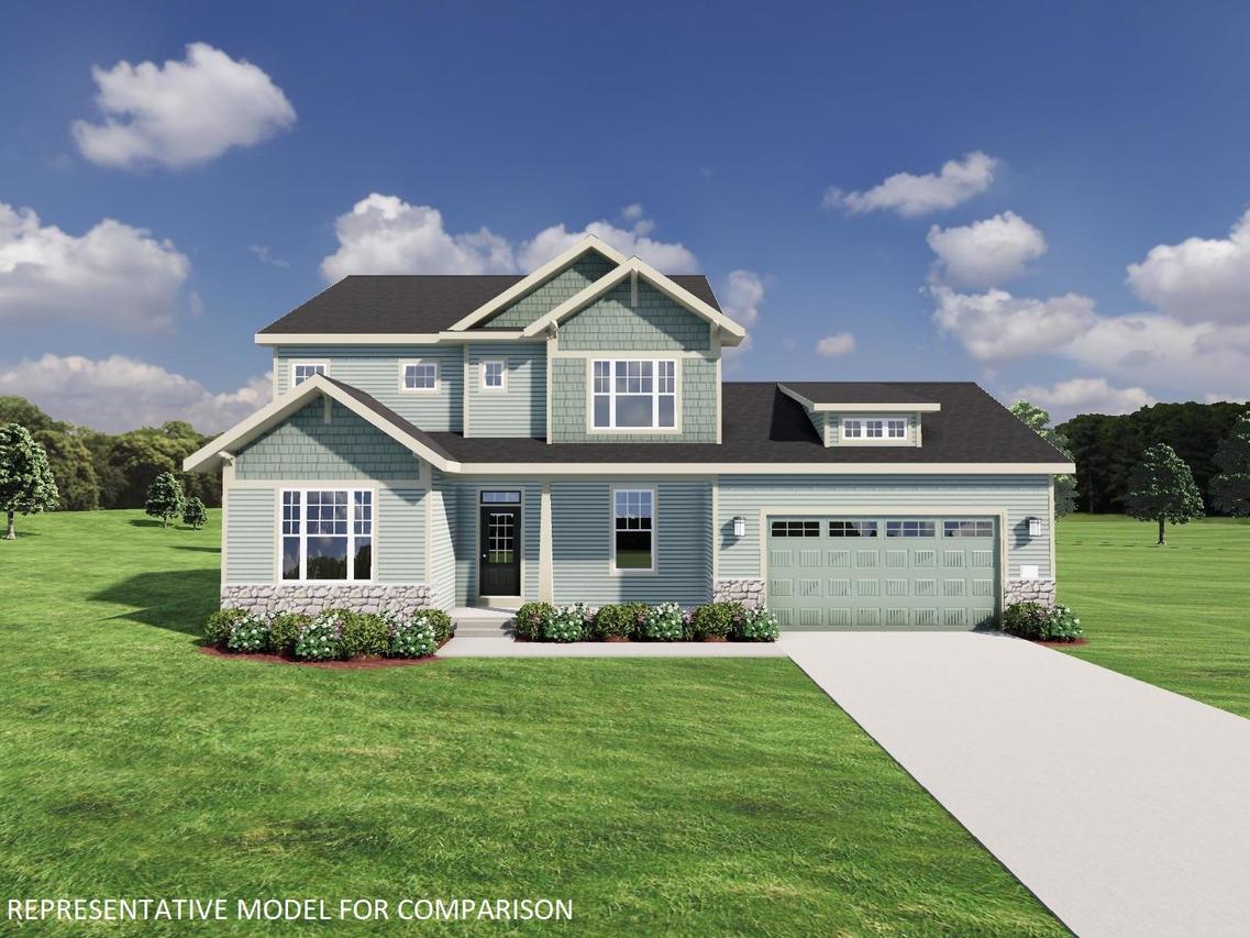 10595 N Tree Sparrow Dr, Mequon, WI 53097