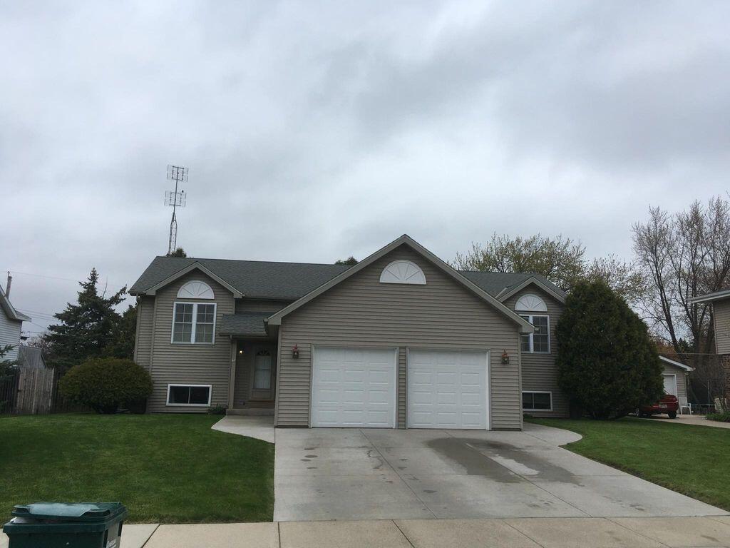 9030 Broadway Dr #9028, Sturtevant, WI 53177