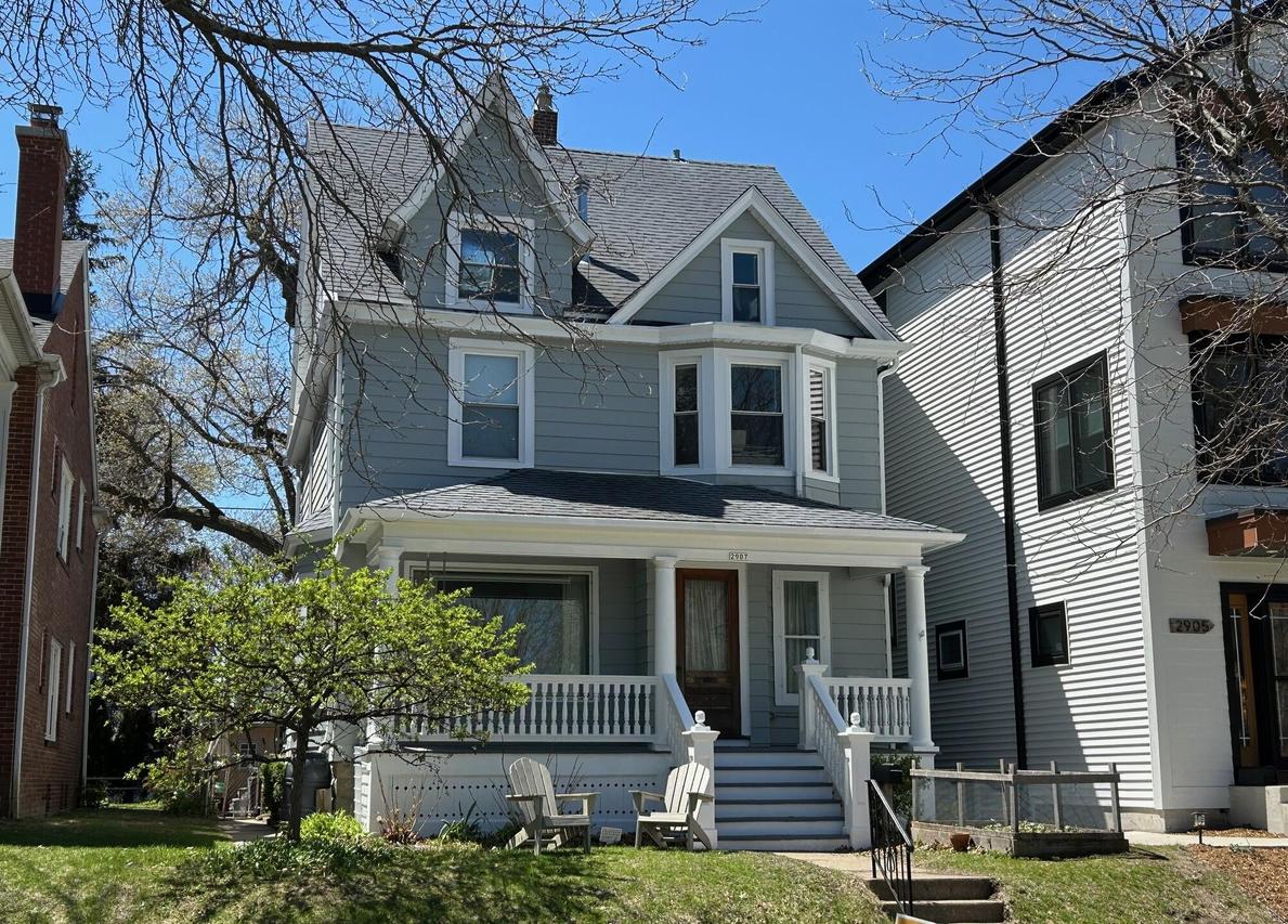 2907 S Superior St, Milwaukee, WI 53207