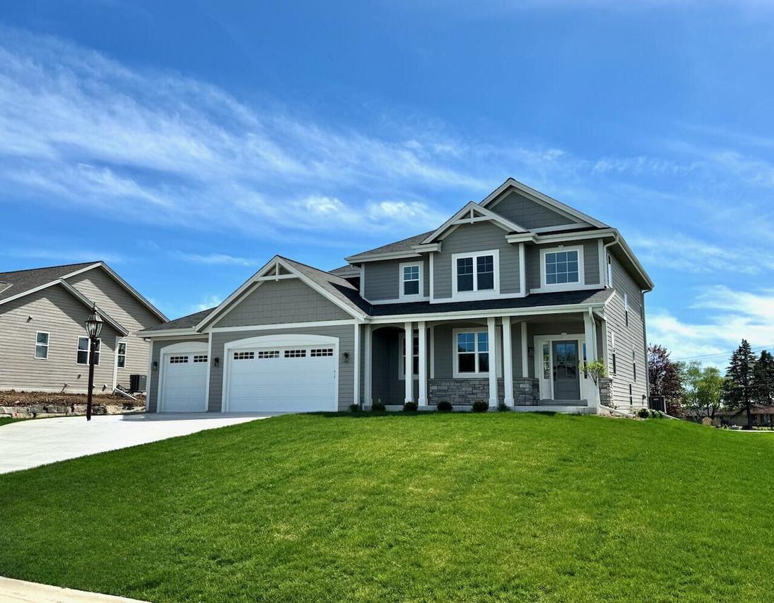 S54W25487 Pebble Brook, Waukesha, WI 53189